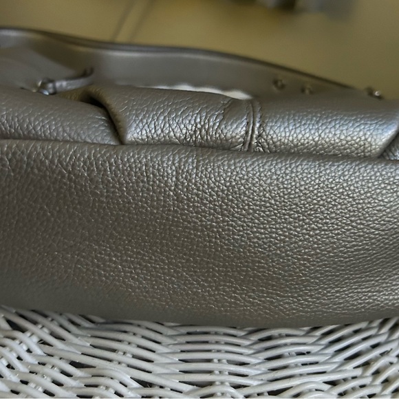 NWOT Coach F15064 Metallic Silver Hobo Satchel Shoulder Bag FREE wallet - Picture 5 of 13